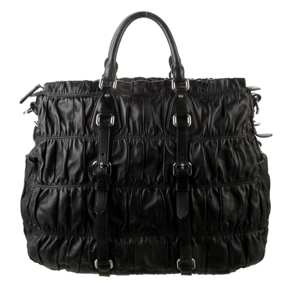 Prada Elegant Black Gaufre Tote - Picture 1 of 9
